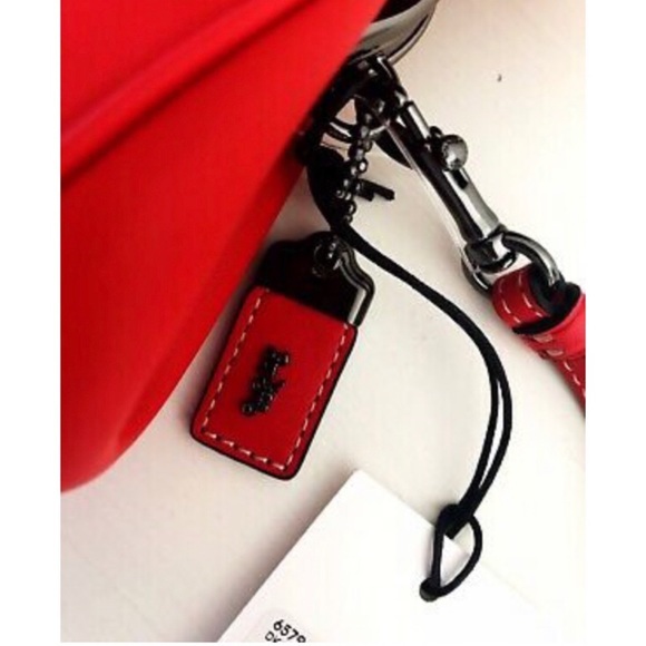 DISNEY X COACH Limited Edition Red Mickey Mouse Kisslock Wristlet leather purse - Picture 6 of 11